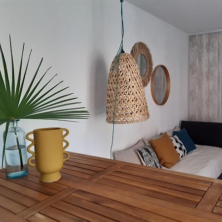 Grand Studio Avec Patio Marseille Ngoại thất bức ảnh