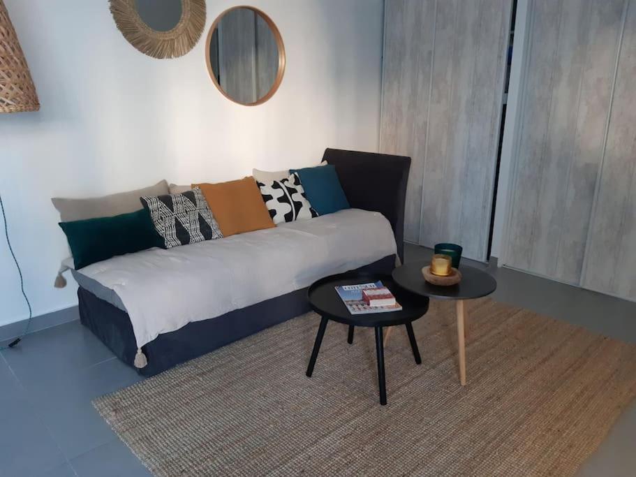 Grand Studio Avec Patio Marseille Ngoại thất bức ảnh