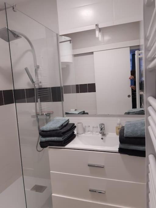 Grand Studio Avec Patio Marseille Ngoại thất bức ảnh