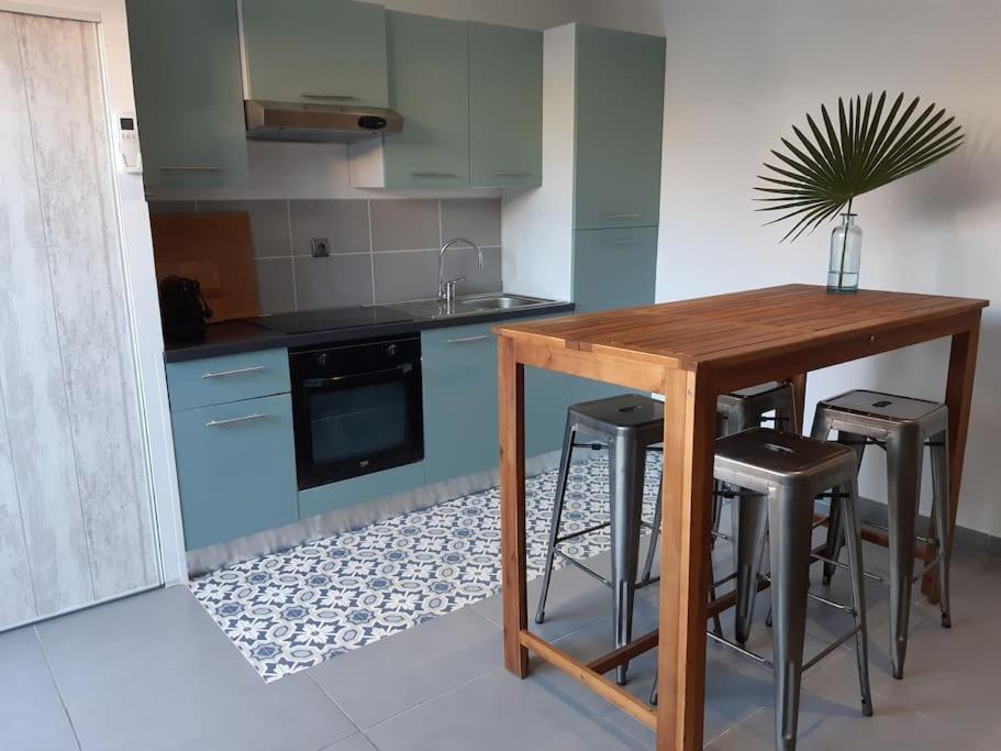 Grand Studio Avec Patio Marseille Ngoại thất bức ảnh