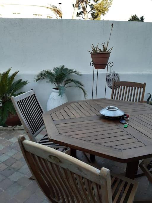Grand Studio Avec Patio Marseille Ngoại thất bức ảnh